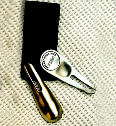 Divot Repair Tool with a Magnetically Attached Stainless Steel Ball Marker